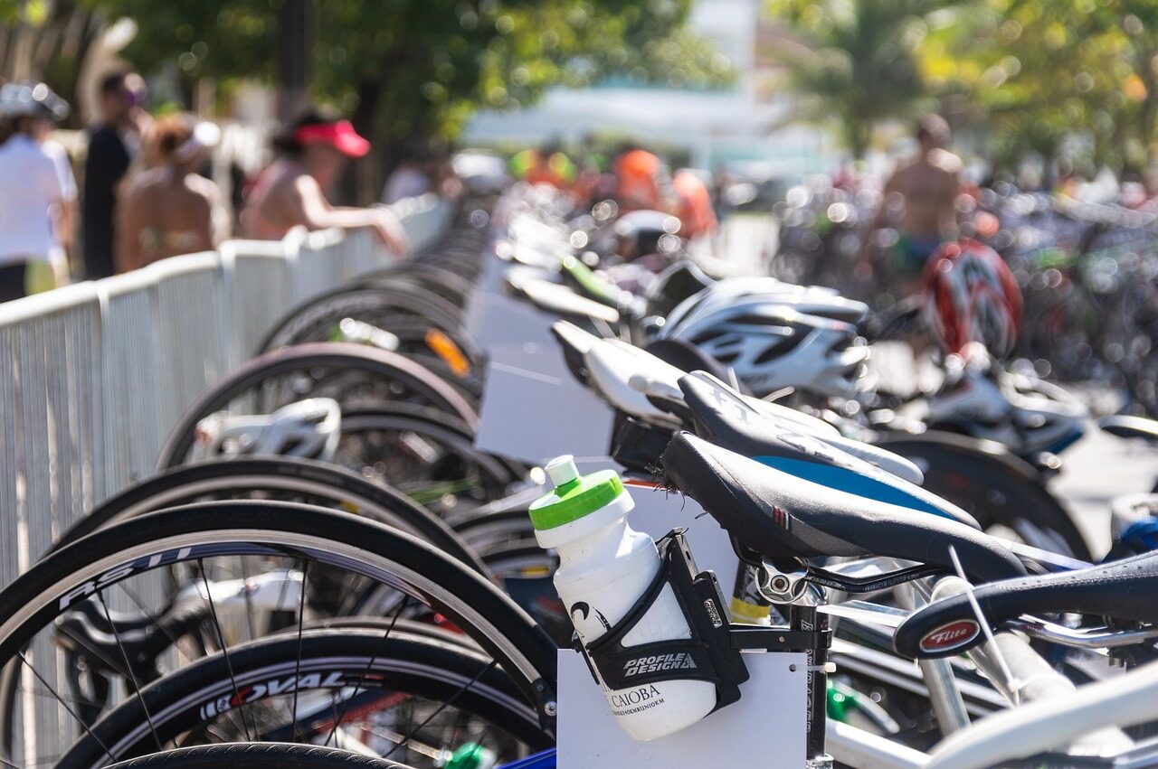 bicycles, bikes, cycling, triathlon, road, triathlete, cyclists, race, sports, physical, athlete, outdoors, exercise, competition, training, curitiba, parana, brazil, litoral, beach, triathlon, triathlon, triathlon, triathlon, triathlon, triathlete